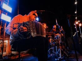 Toch en Catamarca: “No tenemos que claudicar en nuestro rol de artistas, porque hoy más que nunca somos necesarios”