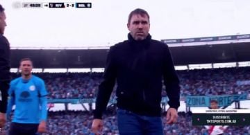 Coudet, "apuntado" por los hinchas de River...
