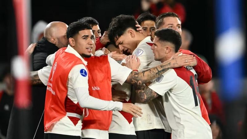 Y al tercer día “resucitó”: River ante Blooming