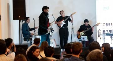 Cultura de la Capital celebró el Día Internacional del Jazz con una gran feria y música en vivo