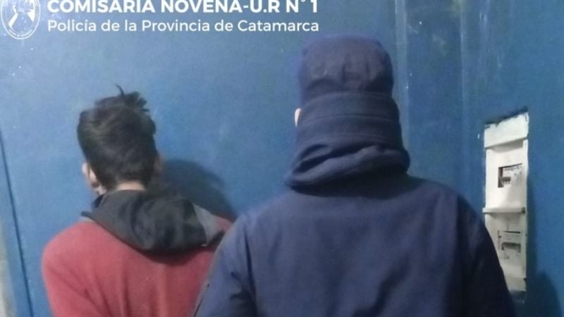 Detenido con sandalias de dudosa procedencia