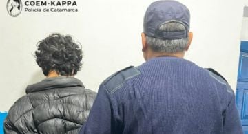 Lo encontraron sobre el techo de una casa y terminó detenido por la Policía
