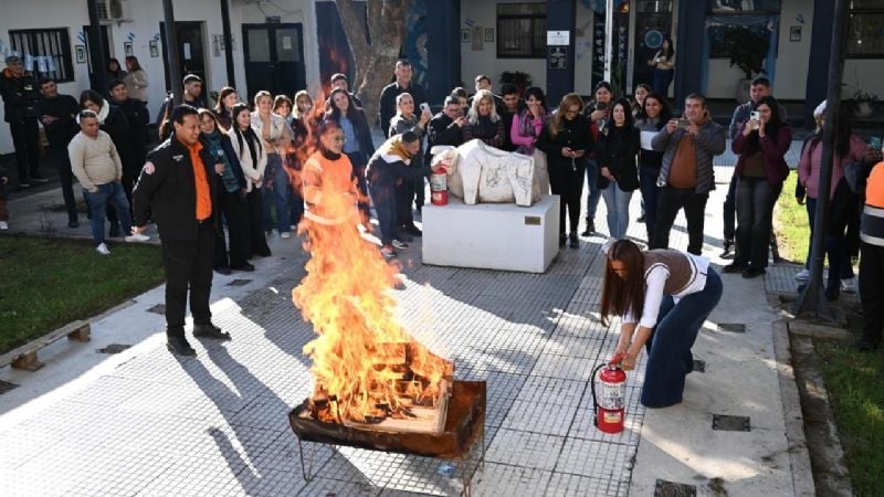 Capacitación integral sobre gestión de riesgos en el Concejo Deliberante de la Capital