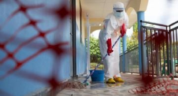 Un hombre en Italia y dos en Brasil en aislamiento por sospecha de ébola