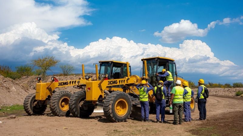 Educación y Trabajo fortalece la formación en maquinaria vial