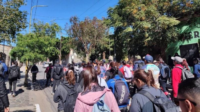 Más de 450 peregrinos recorrieron el camino del Beato Mamerto Esquiú
