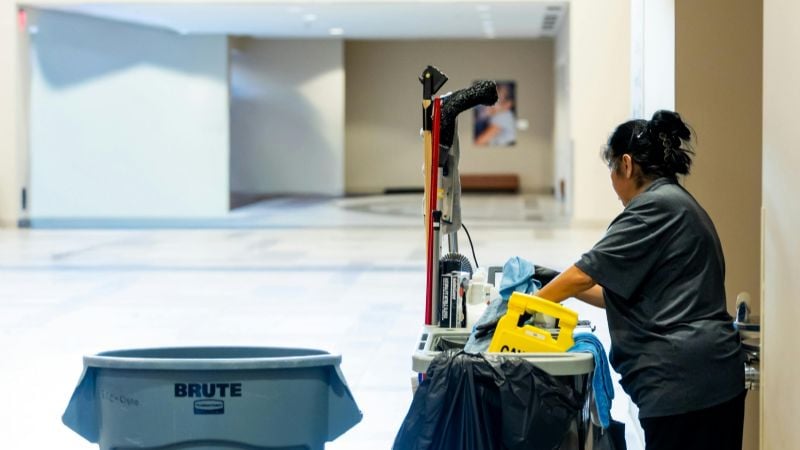 Aumento para empleadas domésticas: cuánto suben los salarios y cómo quedan las nuevas escalas