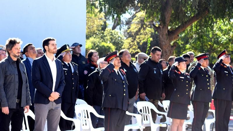 Valle Viejo celebró el egreso de nuevos bomberos voluntarios y la puesta en valor del cuartel chacarero