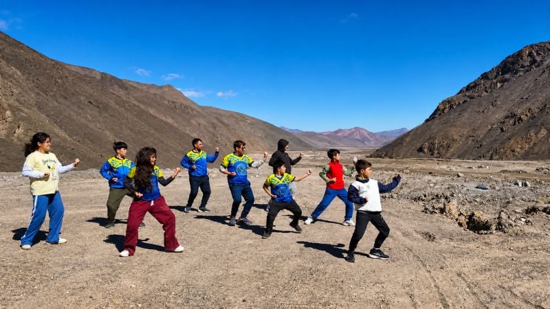 Drama en la cordillera: karatecas catamarqueños varados 10 horas en Chile