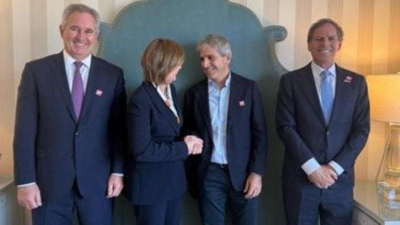 Caputo anunció un nuevo proyecto RIGI por más de 10 mil millones de dólares