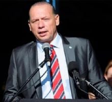 “Me saco el sombrero”: Berni apoyó a Milei por mantener a Adorni en el cargo