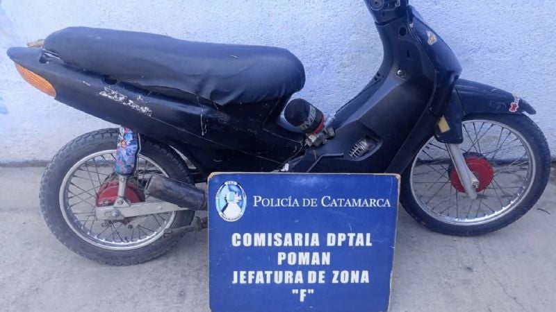 Demoraron a un adolescente de 13 años y secuestraron una moto con un arma blanca