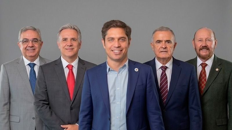 Gobernadores del peronismo piensan el desdoblamiento para un superdomingo electoral