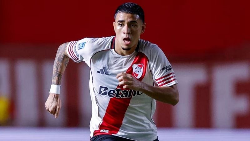 Beccacece dio la lista de Ecuador, con Kendry Páez