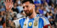 SIEMPRE ESTÁ. Entró cuando le cometieron penal a Lautaro Martínez, y Messi se encargó de marcar el 2do. para la Argentina.