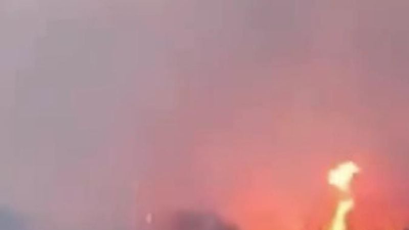 Bomberos de Santa María se sumaron al combate del incendio forestal en Cafayate