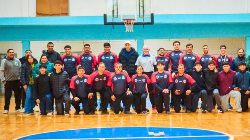 Capacitaciones para árbitros y oficiales de mesa en básquet