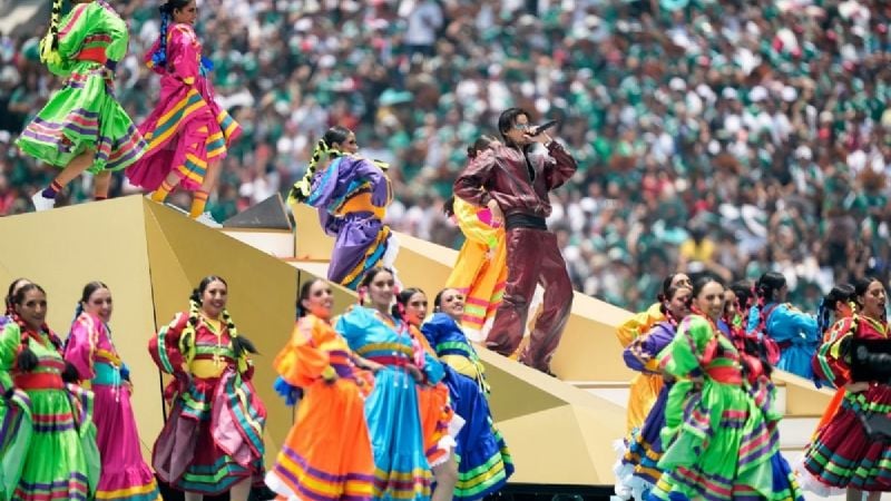 Un show lujoso y dinámico en la inauguración