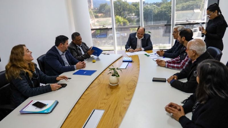 Capital firmó acuerdos para fortalecer las artesanías y el turismo regional