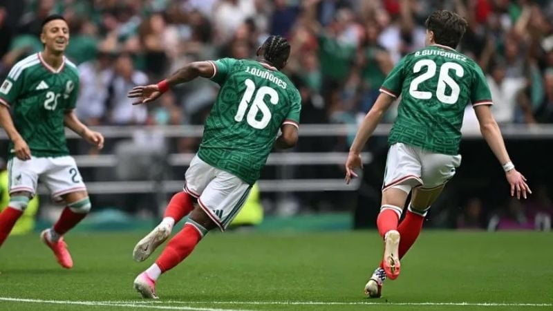 México debutó con Victoria 2 a 0