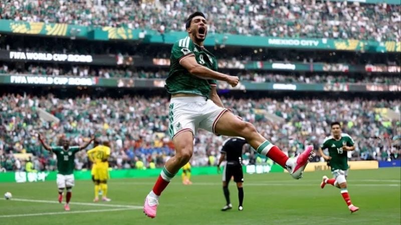 México debutó con Victoria 2 a 0