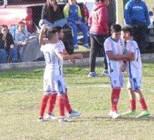 Obreros se floreó por Paclín: 5-0 a La Merced