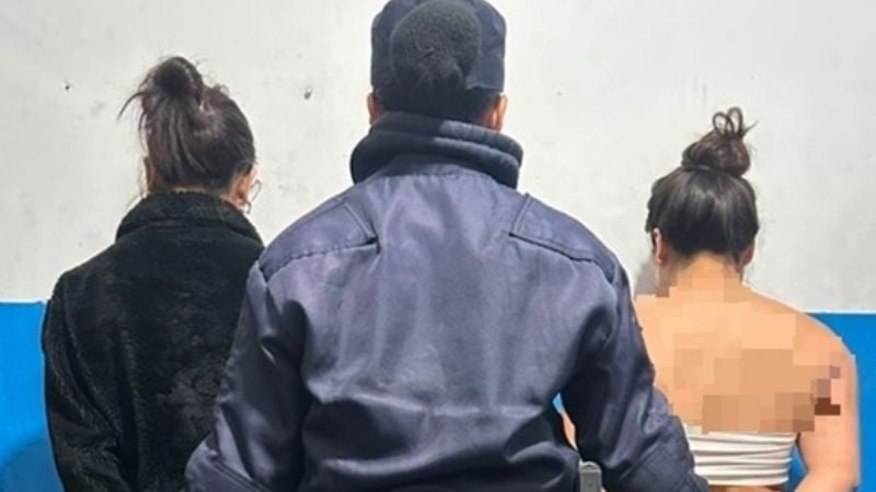 Dos jóvenes detenidas por un desorden