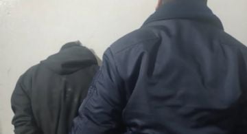 Amenazó a su vecina con una barra de hierro y terminó tras las rejas