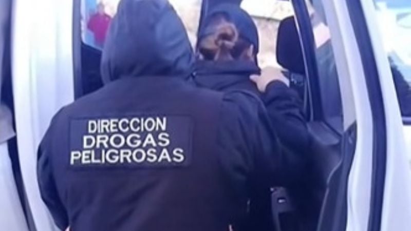 Incautaron más de seis kilos de marihuana en un control caminero y detuvieron a una joven
