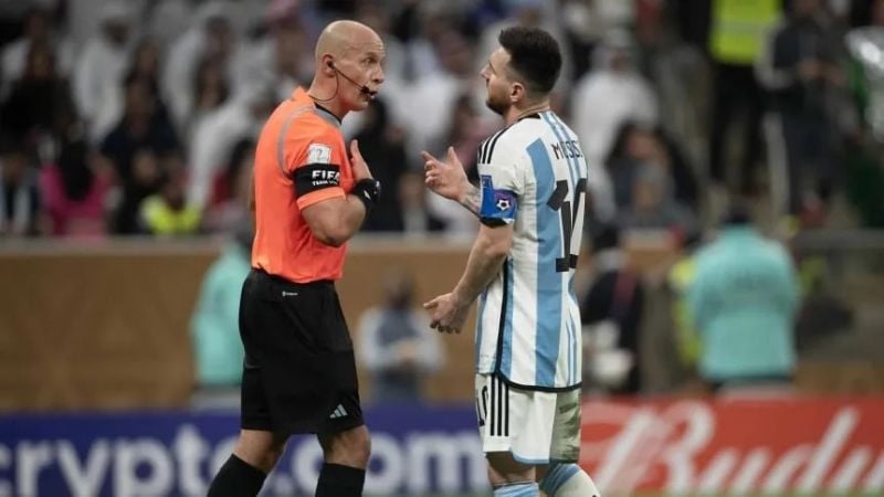 Marciniak, el mismo árbitro de la final en Qatar