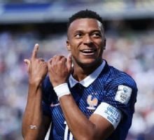 Francia brilló con la luz de Mbappé: 3 a 1