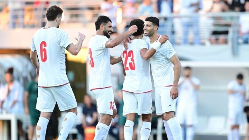 Irán-Nueva Zelanda, 2 a 2; ambos querían más