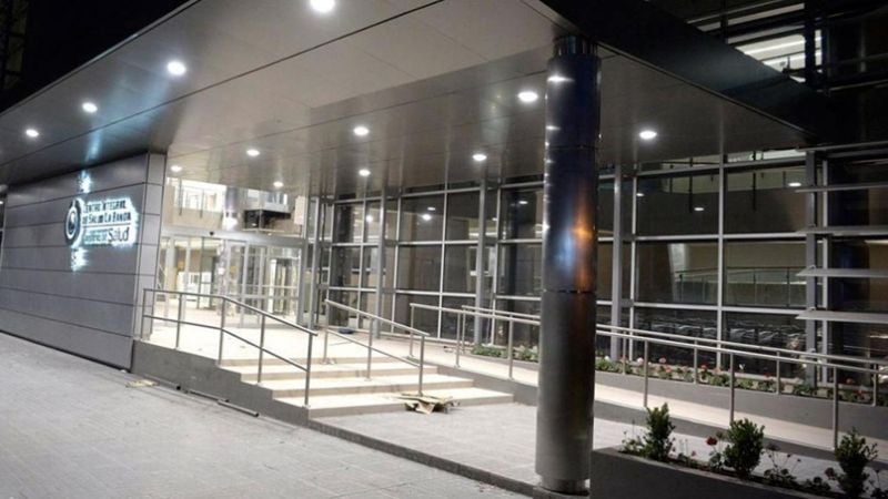 Un adolescente murió luego de recibir un pelotazo mientras jugaba al fútbol