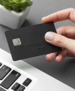 El consumo cayó 2,2% anual en mayo y marcó su sexta baja consecutiva
