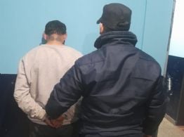 Agredió a un policía con un nunchaku
