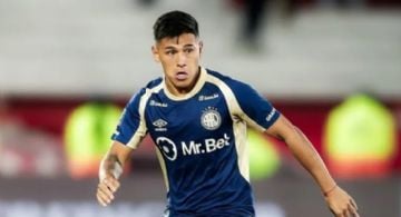 Lozano es el primer refuerzo de Boca