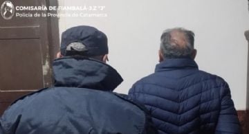 Detienen a un hombre acusado de matar cerdos con un arma de fuego