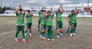 Victoria “Santa”; empate de “Brujos” y Villanos”