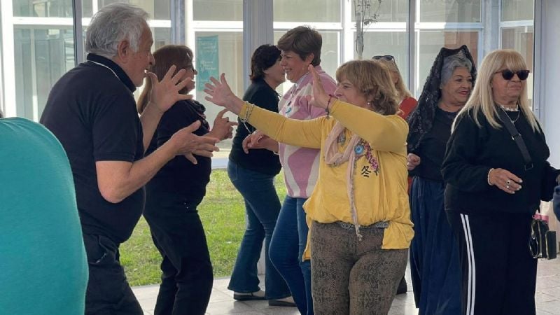 Jornada de integración y recreación para adultos mayores