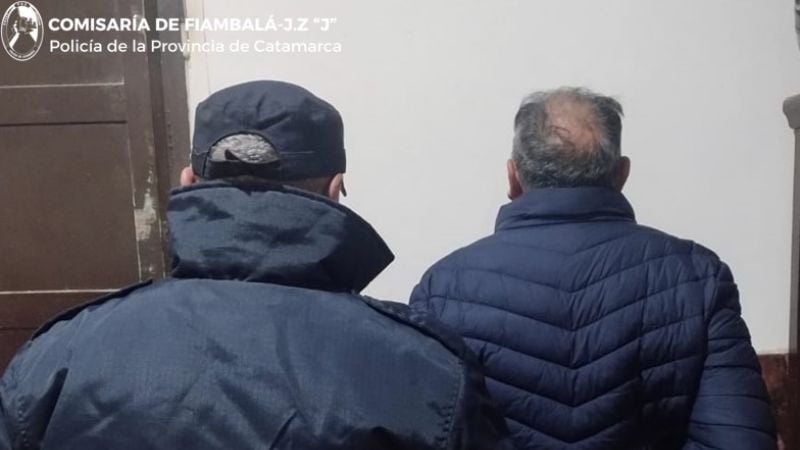 Detienen a un hombre acusado de matar cerdos con un arma de fuego
