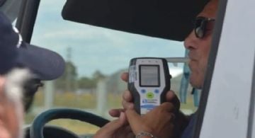Le secuestraron la camioneta RAM por manejar ebrio