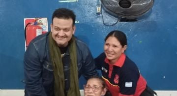 Bomberos Voluntarios festejaron su día donando sangre y compartiendo con niños y adultos mayores