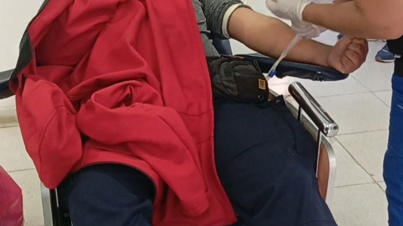 Bomberos Voluntarios festejaron su día donando sangre y compartiendo con niños y adultos mayores