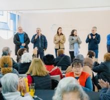 Más de 140 adultos participan del programa Rejuvenecer Activamente en el EDI