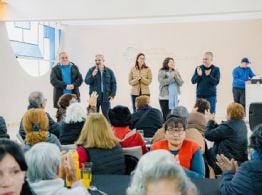 Más de 140 adultos participan del programa Rejuvenecer Activamente en el EDI