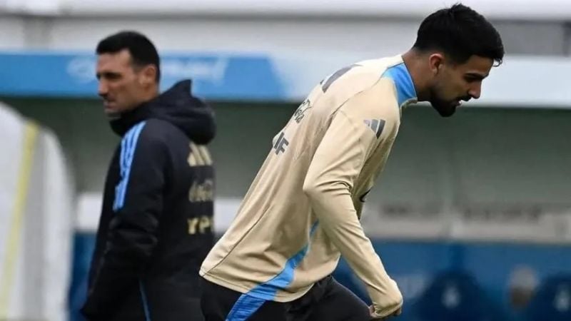 Scaloni probó con el “Flaco” López de titular