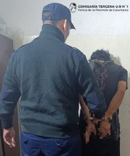 Golpeó y amenazó de muerte a su hermano