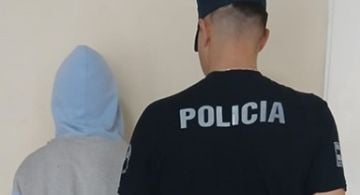Causó un desorden, amenazó a su hermana y quiso agredir a policías