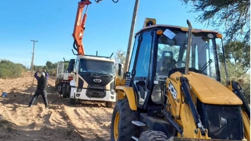 Capayán fortalece su red energética con una importante obra de media tensión