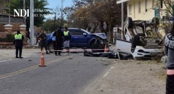 Camioneta que intentaba evadir a Gendarmería chocó con otra y dos personas murieron